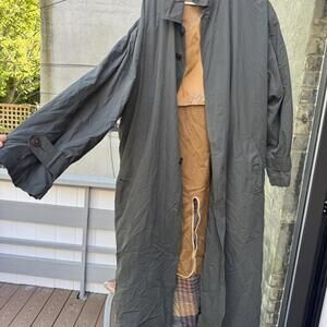 Oversized vintage 80s Hart Schaffner & Marx trench coat fashion